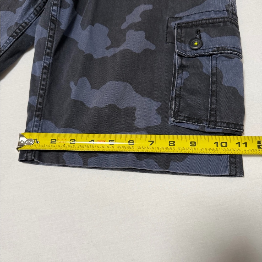 Arizona Jean Company Camouflage Cargo Shorts - Picture 4 of 8